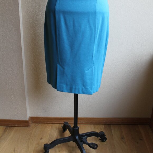 CAbi Beautiful Pencil Sigourney Skirt #3220 Turqouise Blue two back slits ~Sz 4 - Picture 2 of 5